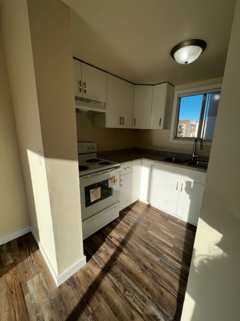 102 Ave