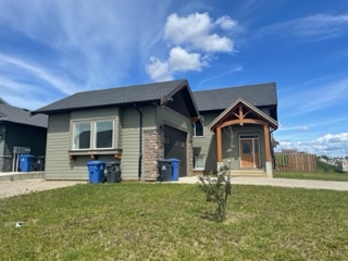 8204 88 Ave - UP