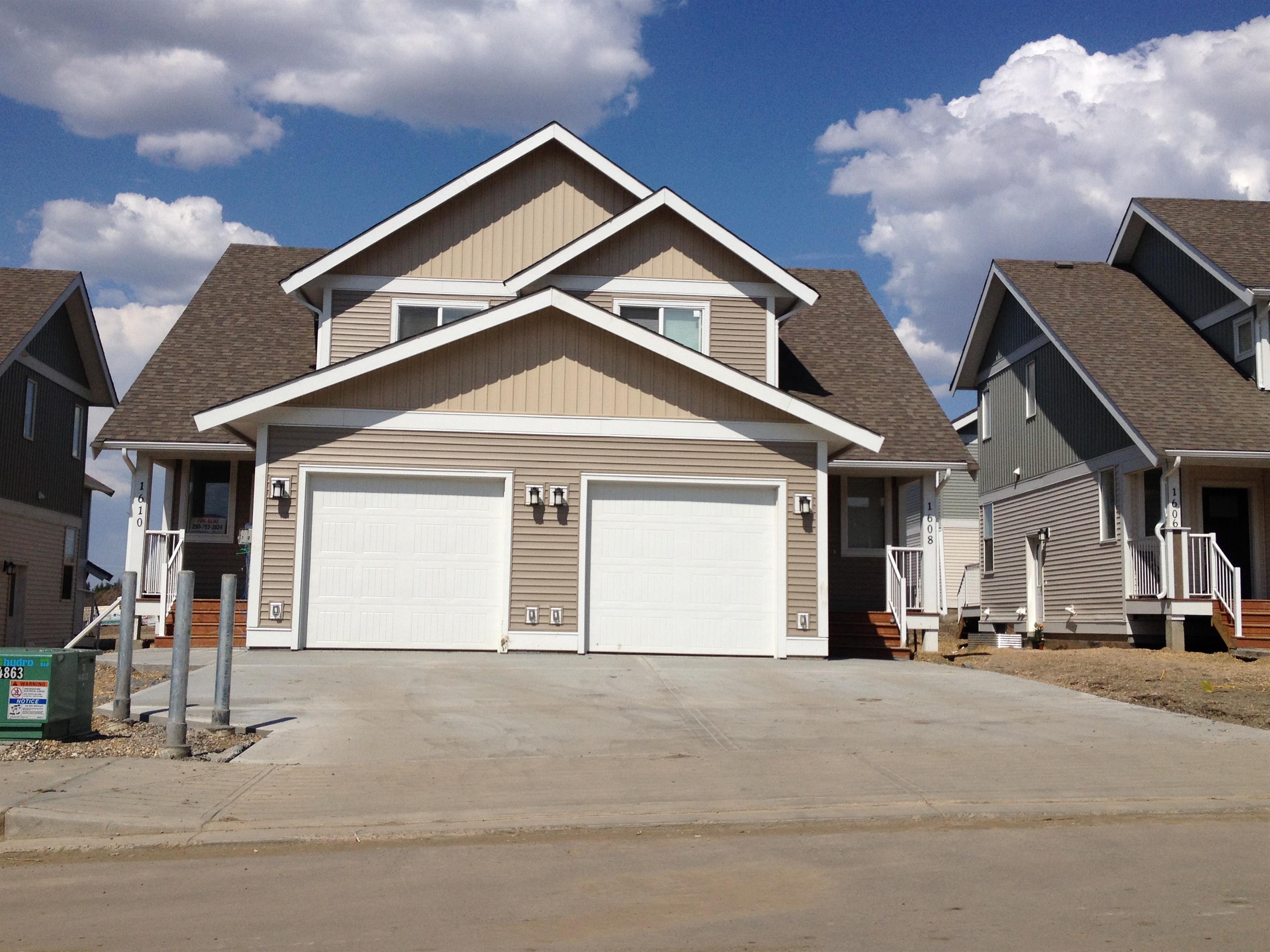 1626 88 Ave. #M Arbutus Duplex II