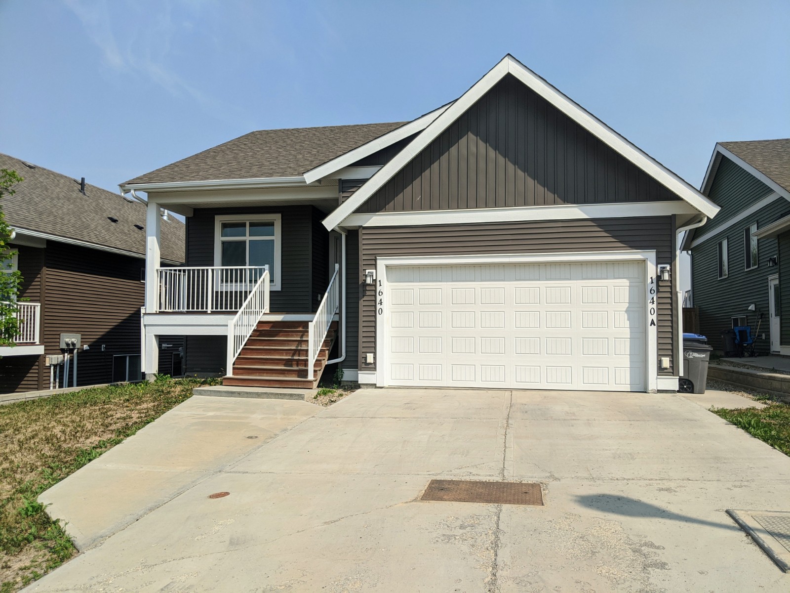 1644M 87 Ave.
