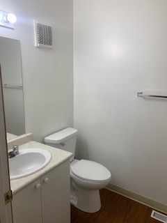 8328 92 Ave - 107
